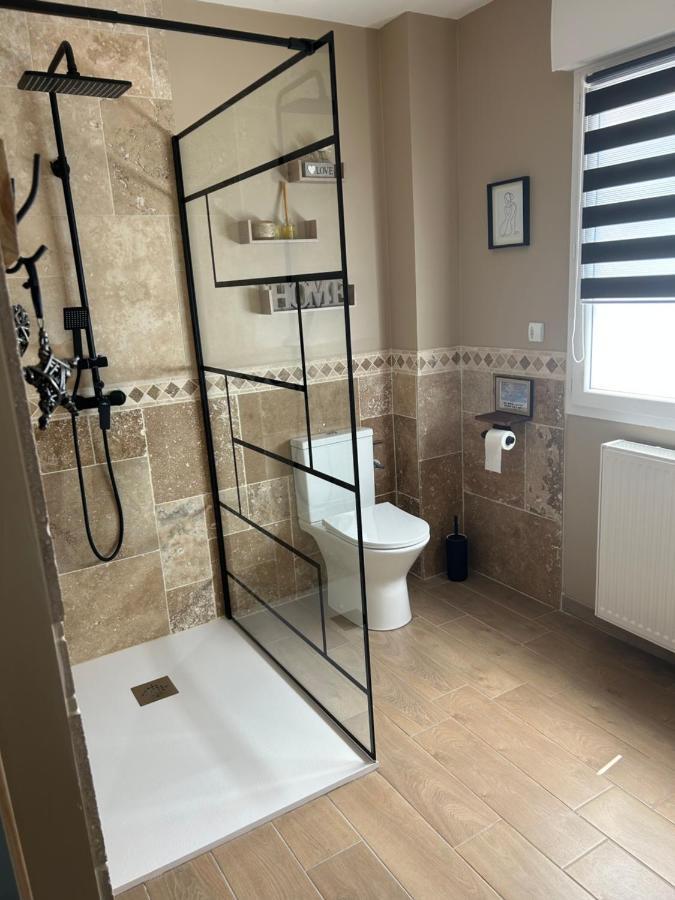 La Carola Bed & Breakfast Bordeaux-Saint-Clair ภายนอก รูปภาพ